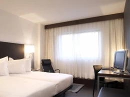 AC Hotel Porto by Marriott(x AC by Marriott Porto) - Foto 2