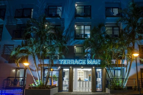Terrace Mar Suite Hotel
