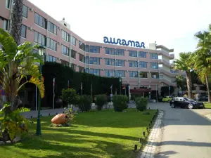 Auramar Beach Resort