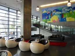 VIP Executive Arts Hotel - Photo 3