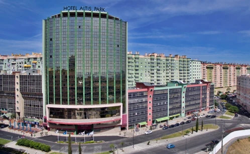 Ramada by Wyndham Lisbon (Ex-Olaias Park Hotel)