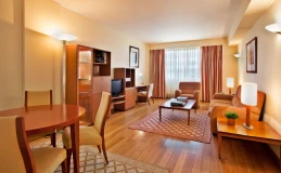 Altis Suites - Photo 4