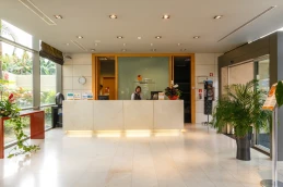 Golden Residence - Photo 2
