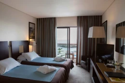 Hotel Marina Atlantico - Photo 2