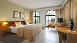 Royal Orchid - Photo 2