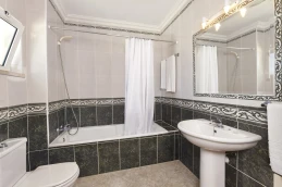 Torre da Aldeia Apartments - Foto 5