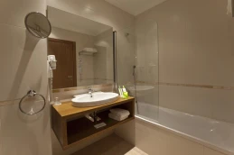 Montado Hotel and Golf Resort - Photo 5