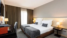 Czar Lisbon Hotel - Photo 4